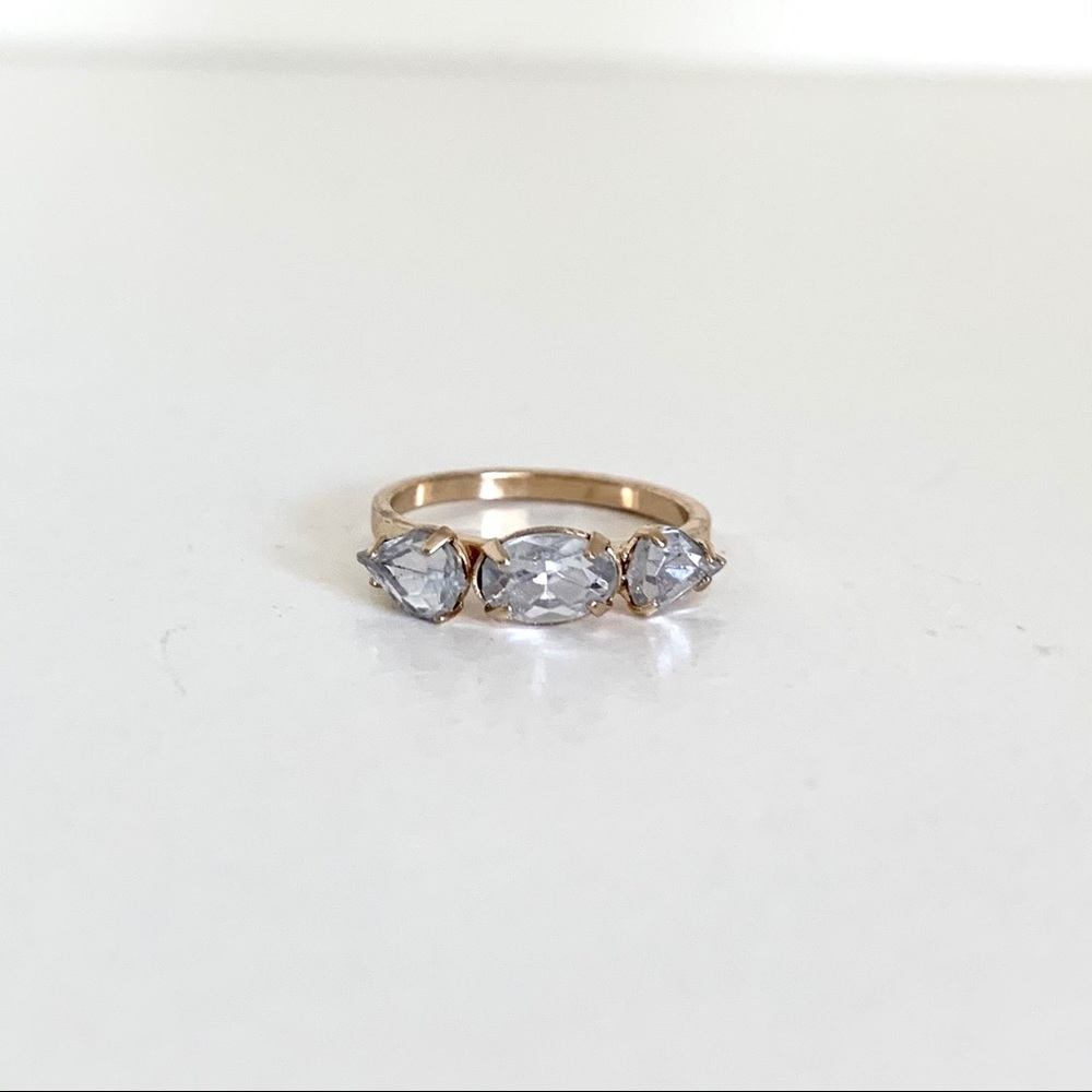 NWOT Crystal midi ring